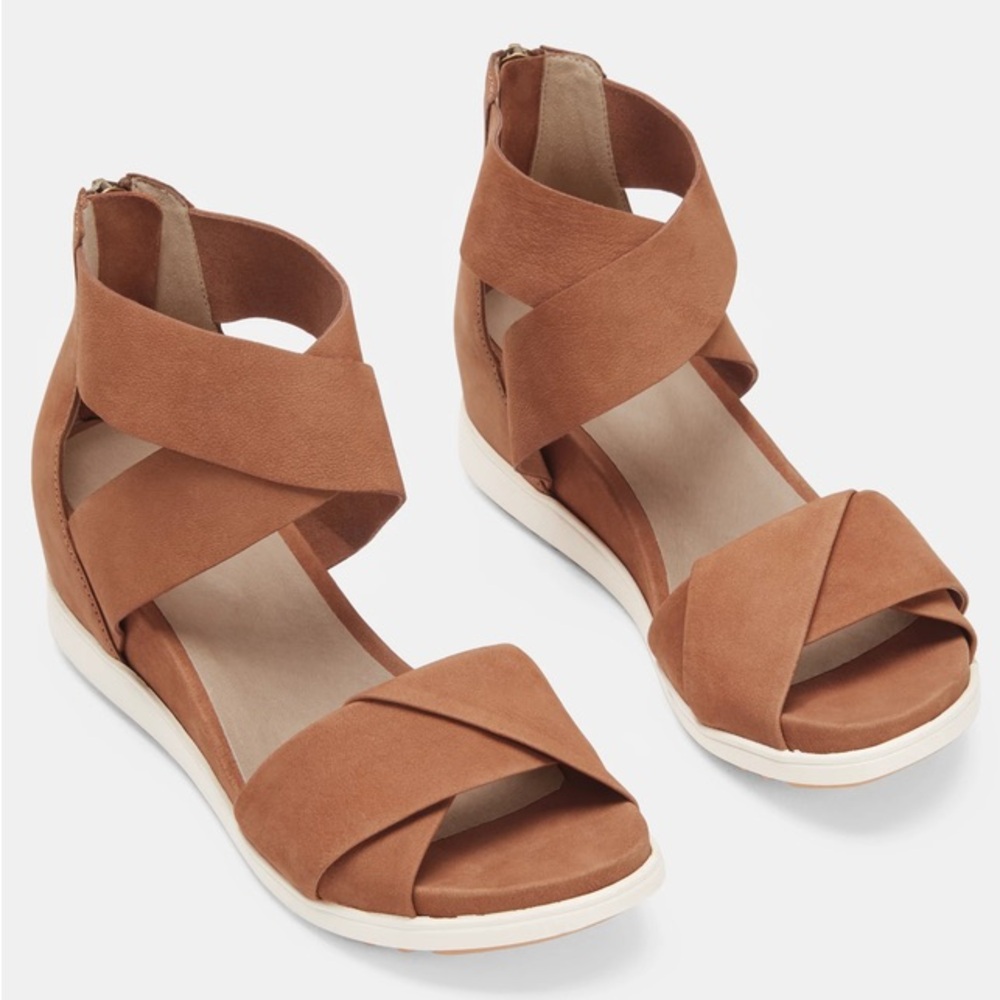 Eileen Fisher Viv Tumbled Nubuck Wedge Sandal Brown Leather Strappy Sandals 8.5
